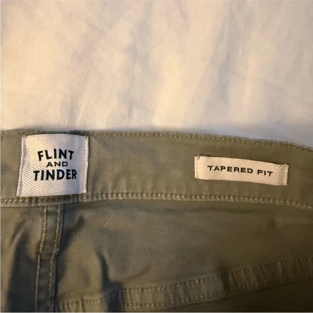 Flint and tinder tapered fit pants 30x30 - Picture 3 of 3